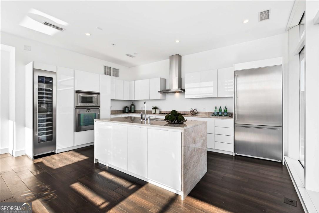 45 Ivan Allen Junior Boulevard NW Atlanta GA 30308