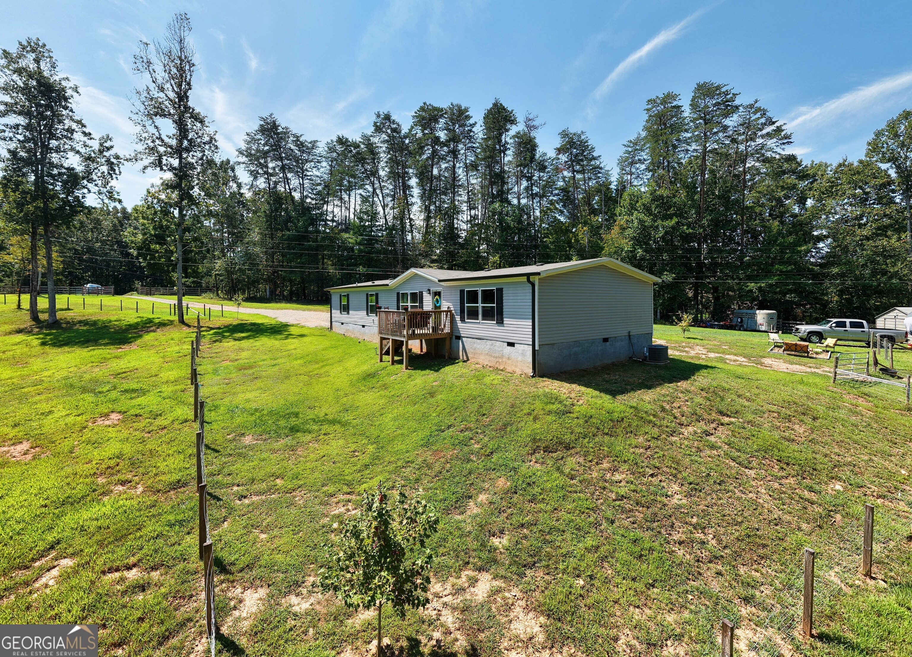 9656 Phillips Road Young Harris GA 30582