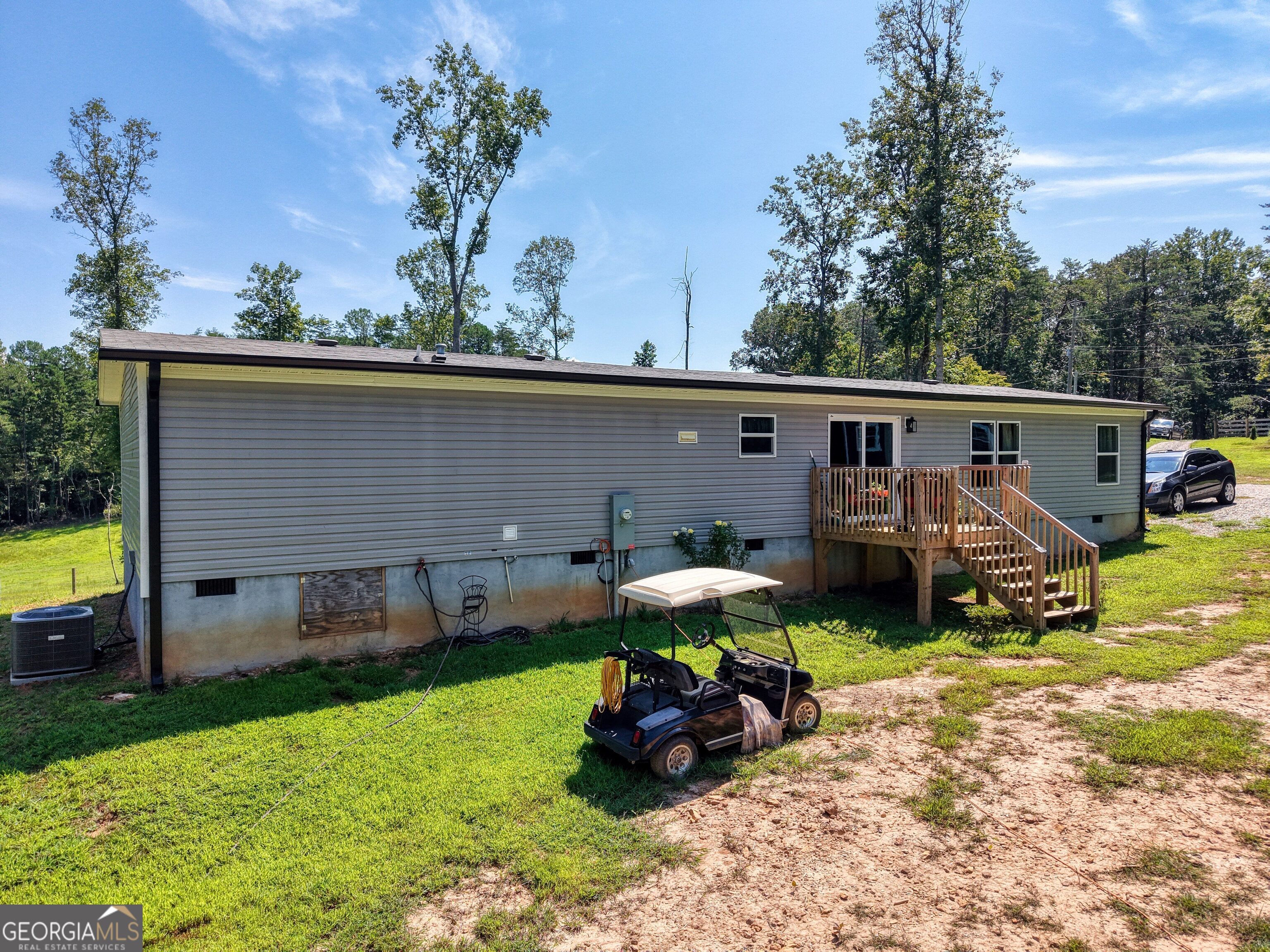 9656 Phillips Road Young Harris GA 30582