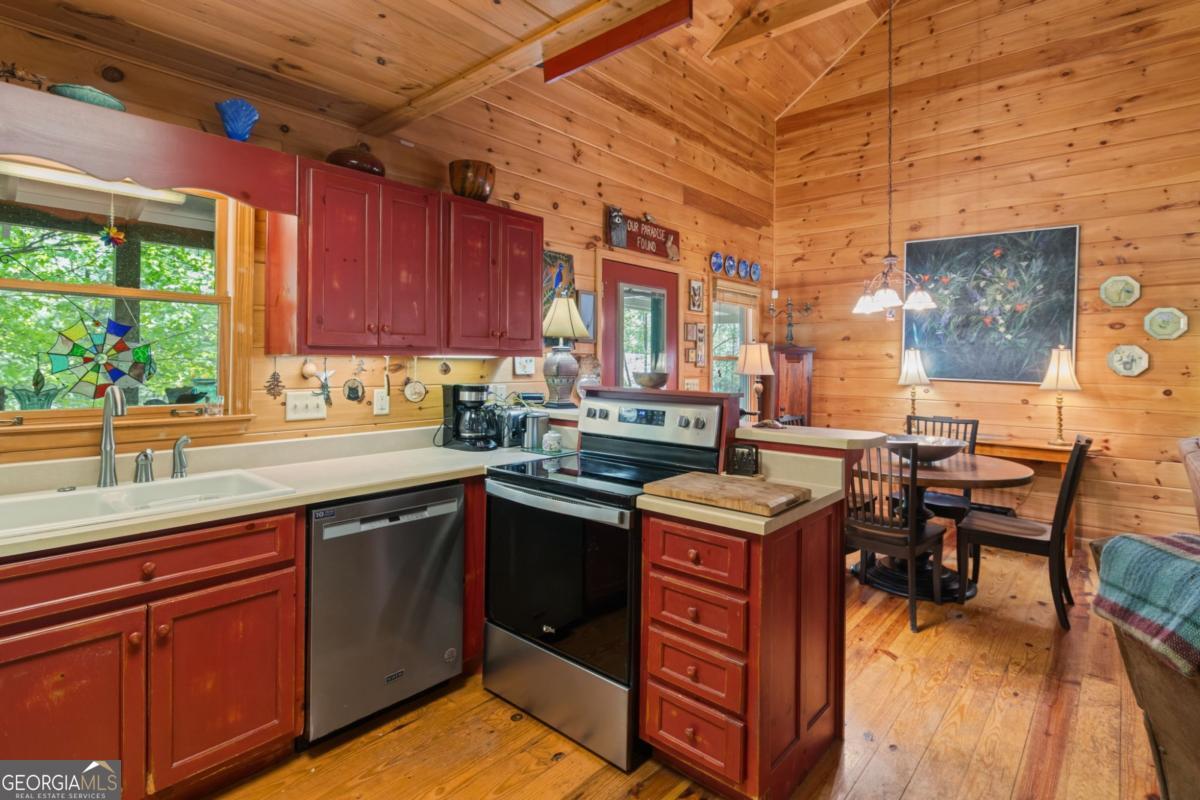 80 Stegall Mill Ridge Ellijay GA 30536