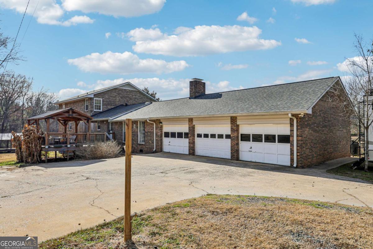 548 Greene Settlement Road Gray GA 31032