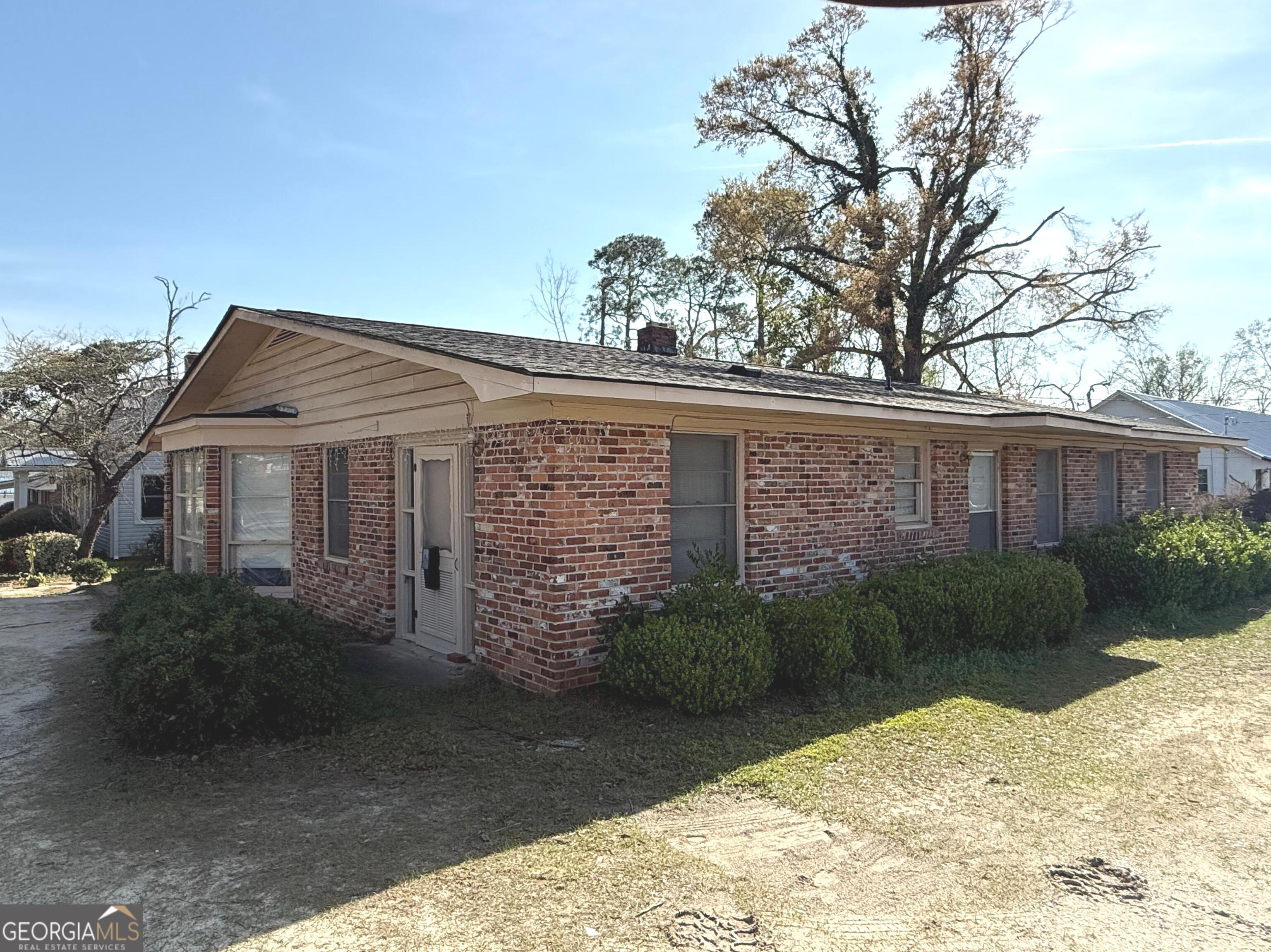 315 West Church Street Swainsboro GA 30401