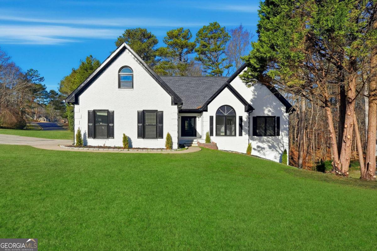 2152 Paces Vale Place Lawrenceville GA 30043