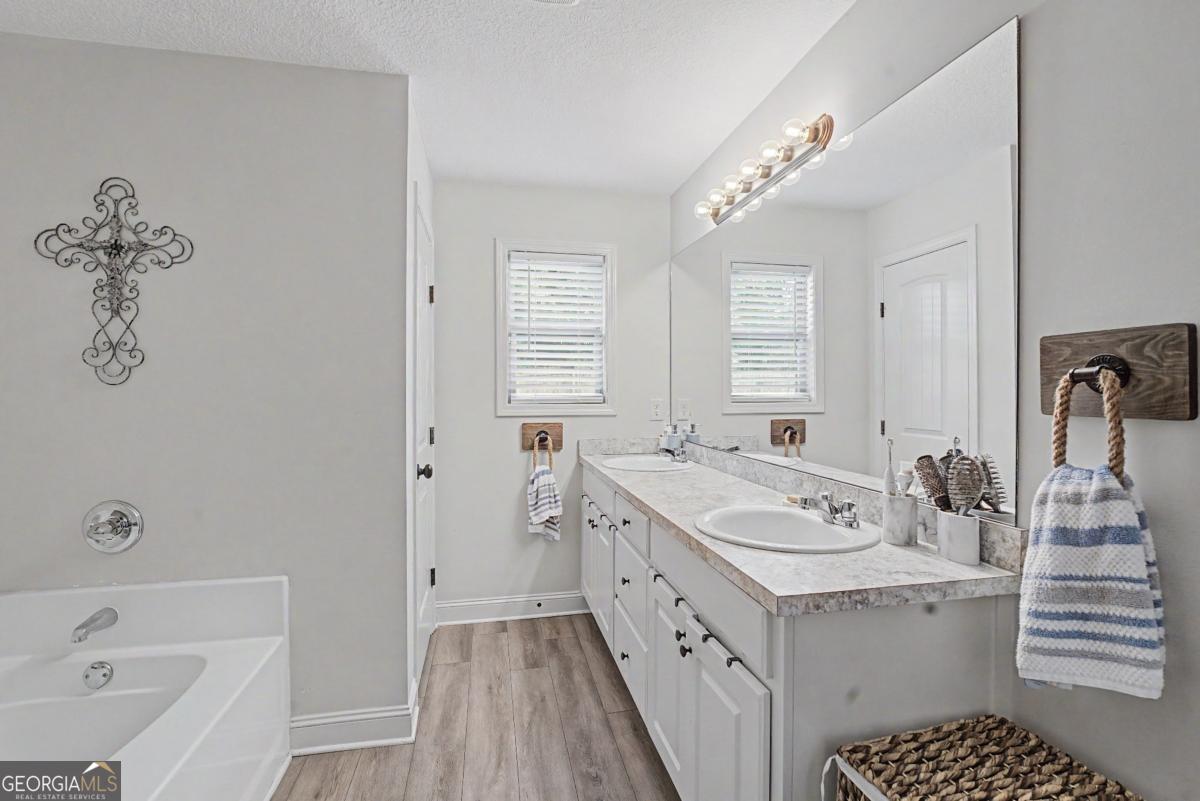 171 Goldshore Way Statham GA 30666