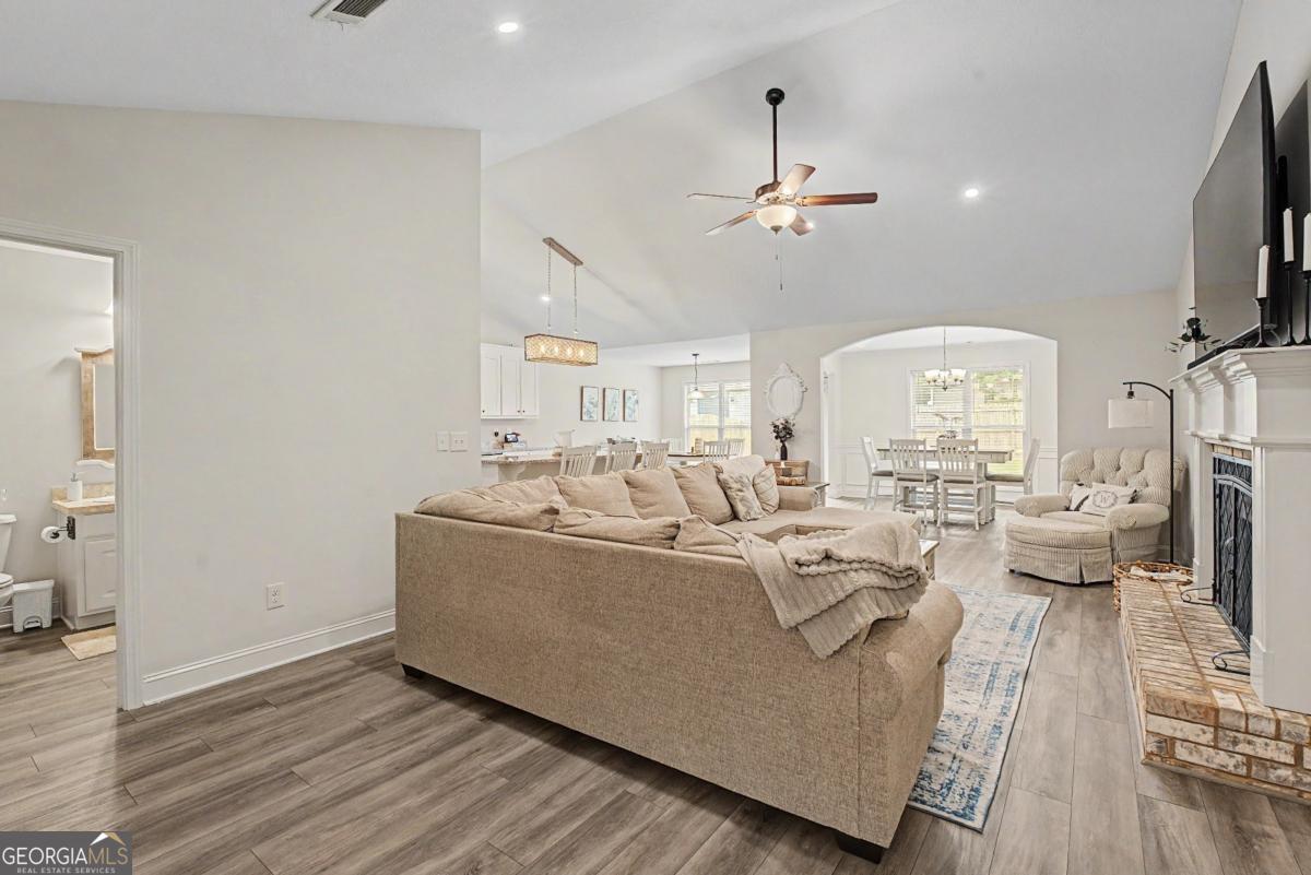 171 Goldshore Way Statham GA 30666