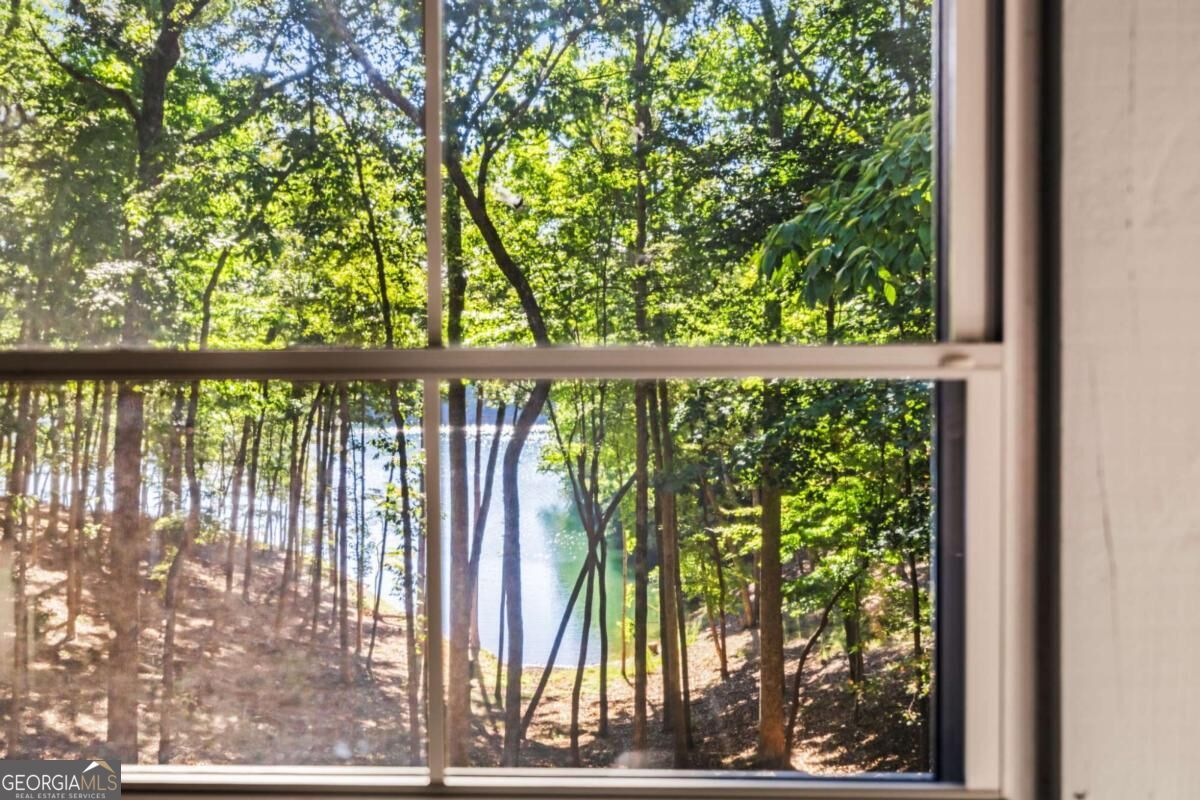 33 Kingfisher Point Big Canoe GA 30143