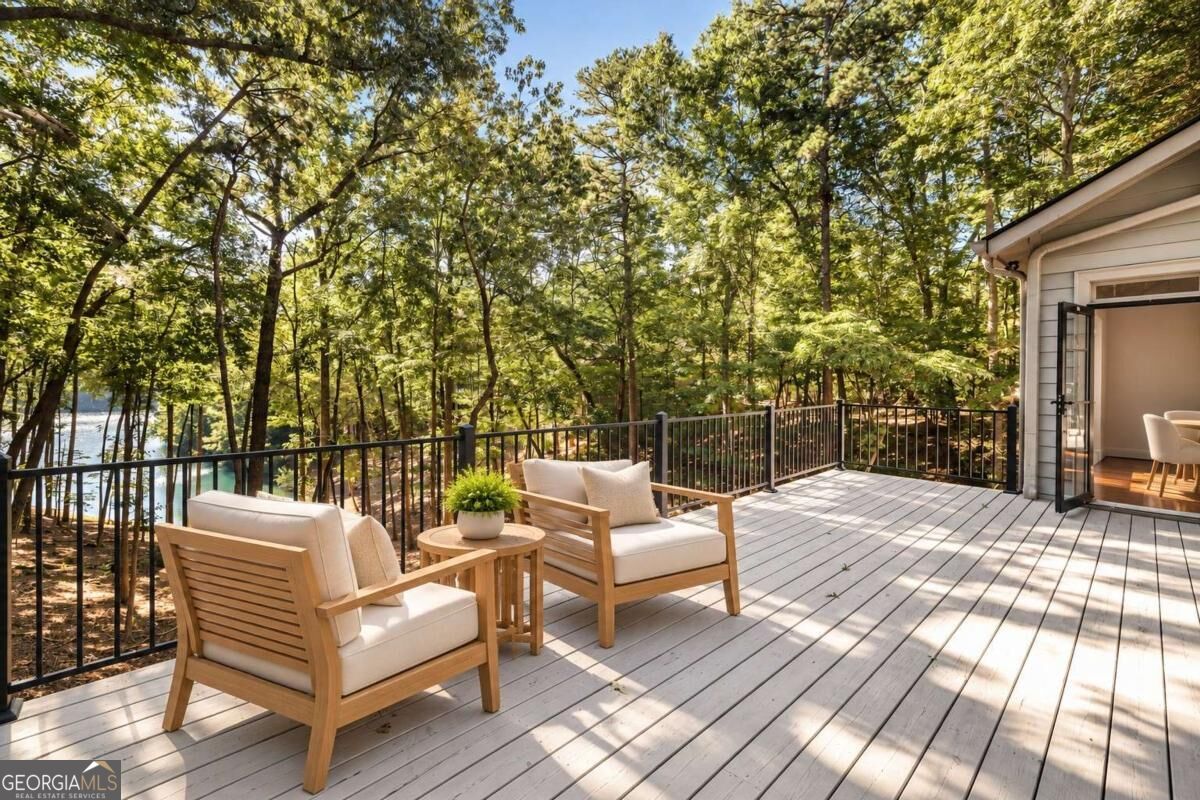 33 Kingfisher Point Big Canoe GA 30143