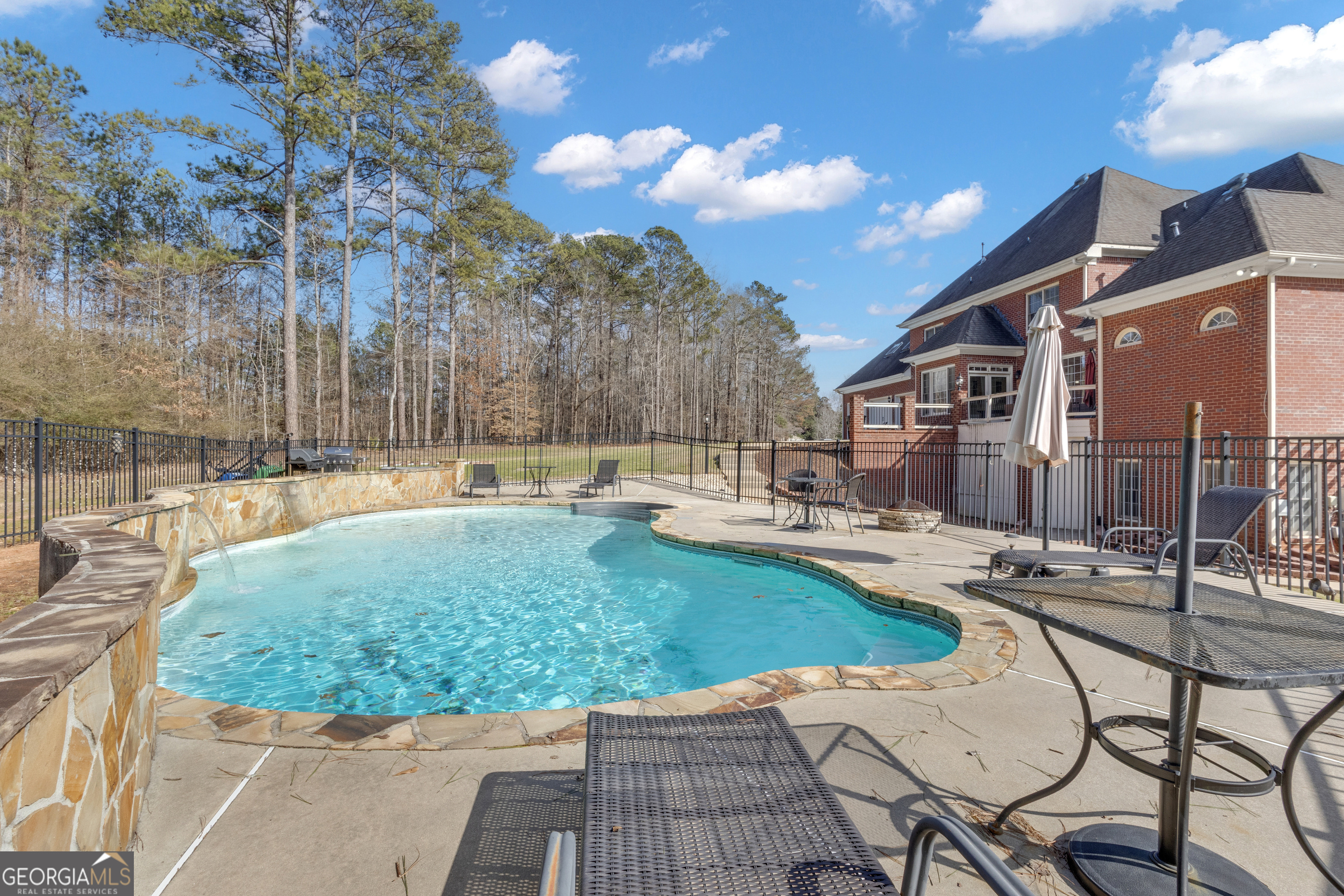 115 Winding Way Fayetteville GA 30214