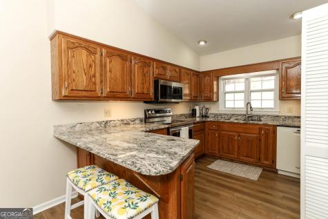 5302 Summer Wood Lane Young Harris GA 30582