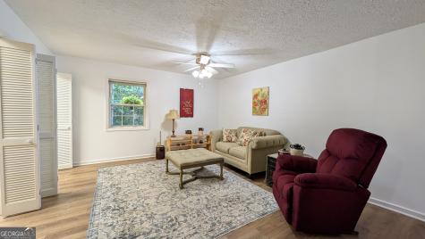 5302 Summer Wood Lane Young Harris GA 30582