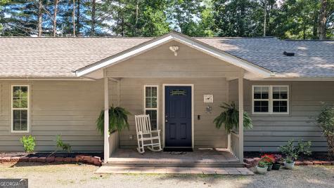 5302 Summer Wood Lane Young Harris GA 30582