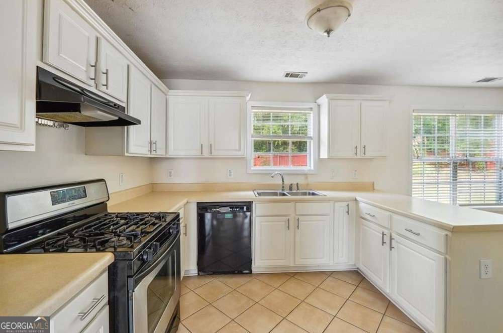 4255 Old House Drive Conley GA 30288