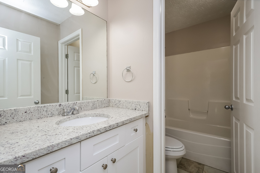 1028 Levista Drive Locust Grove GA 30248