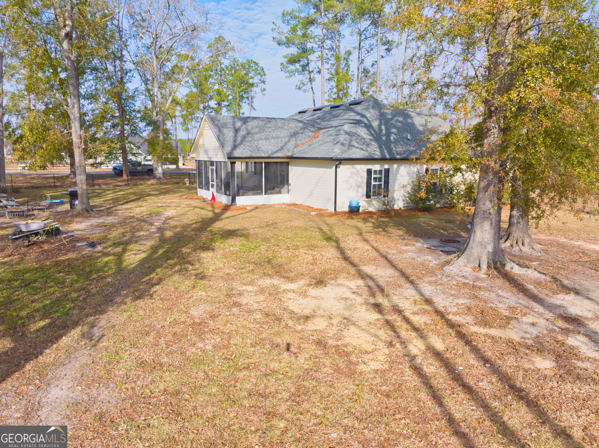 11 Walton Way Drive Nashville GA 31639