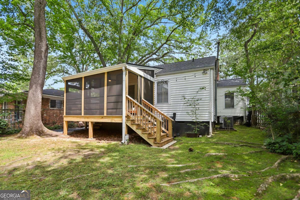 240 Sisson Avenue NE Atlanta GA 30317