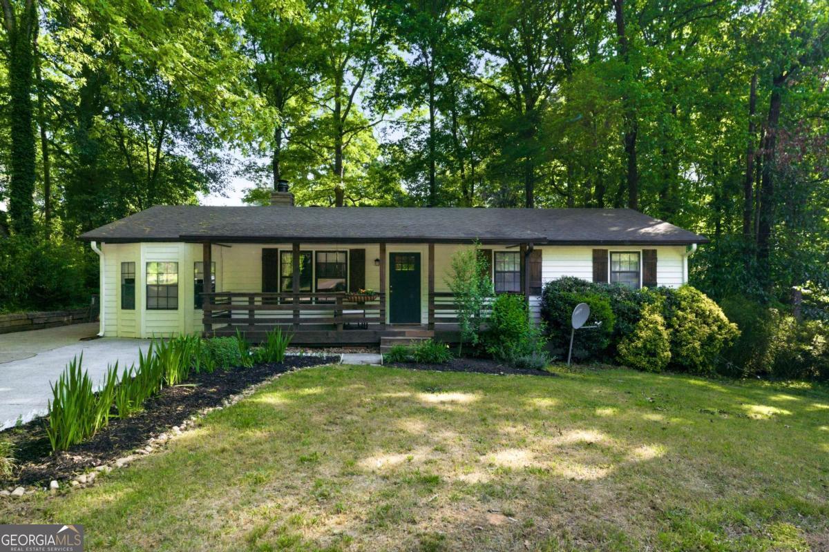 1747 Country Park Way Lawrenceville GA 30043