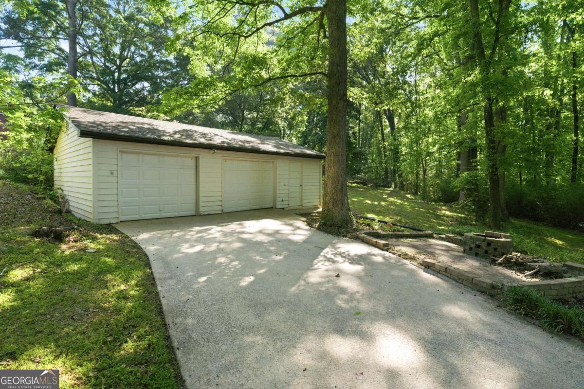 1747 Country Park Way Lawrenceville GA 30043