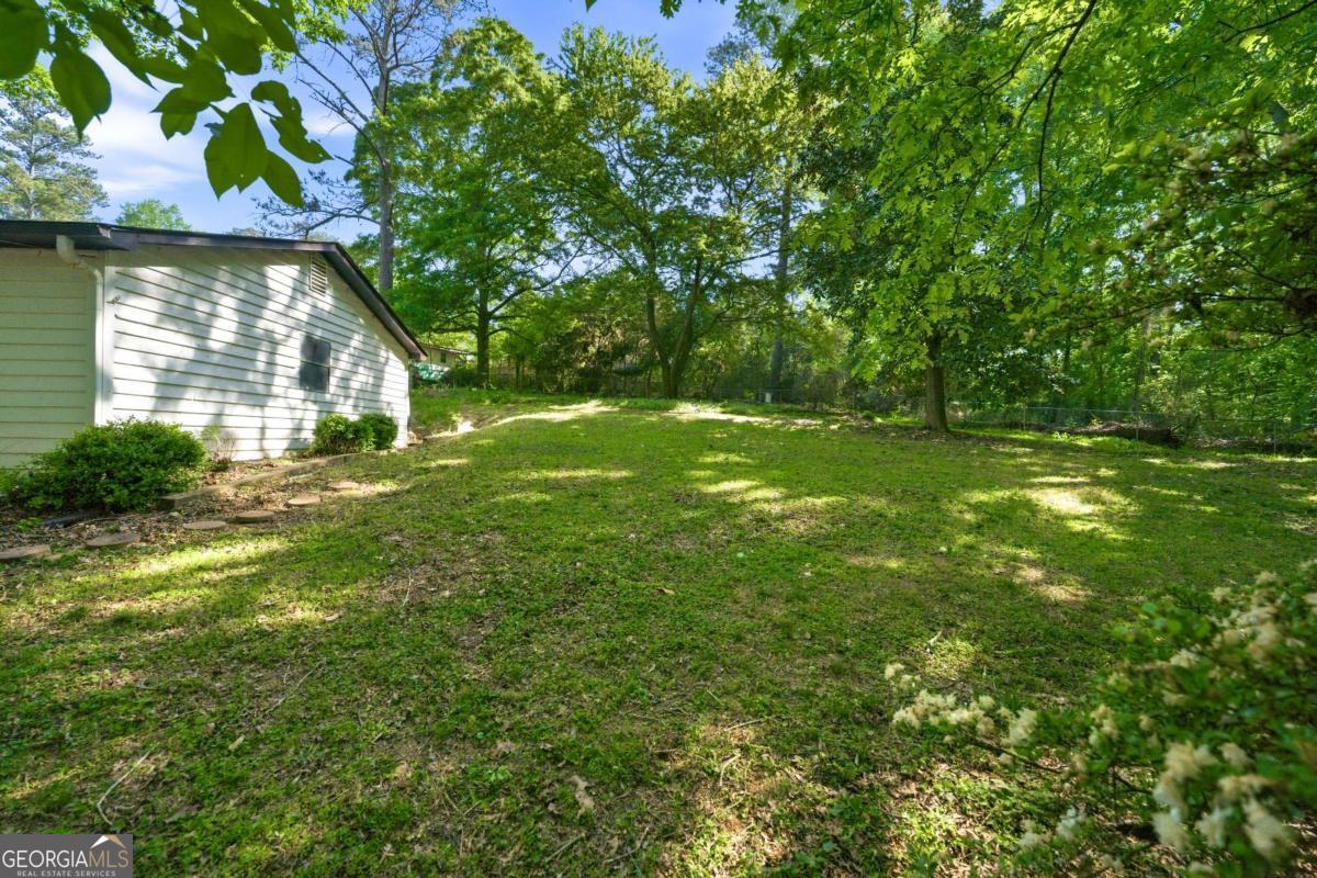 1747 Country Park Way Lawrenceville GA 30043