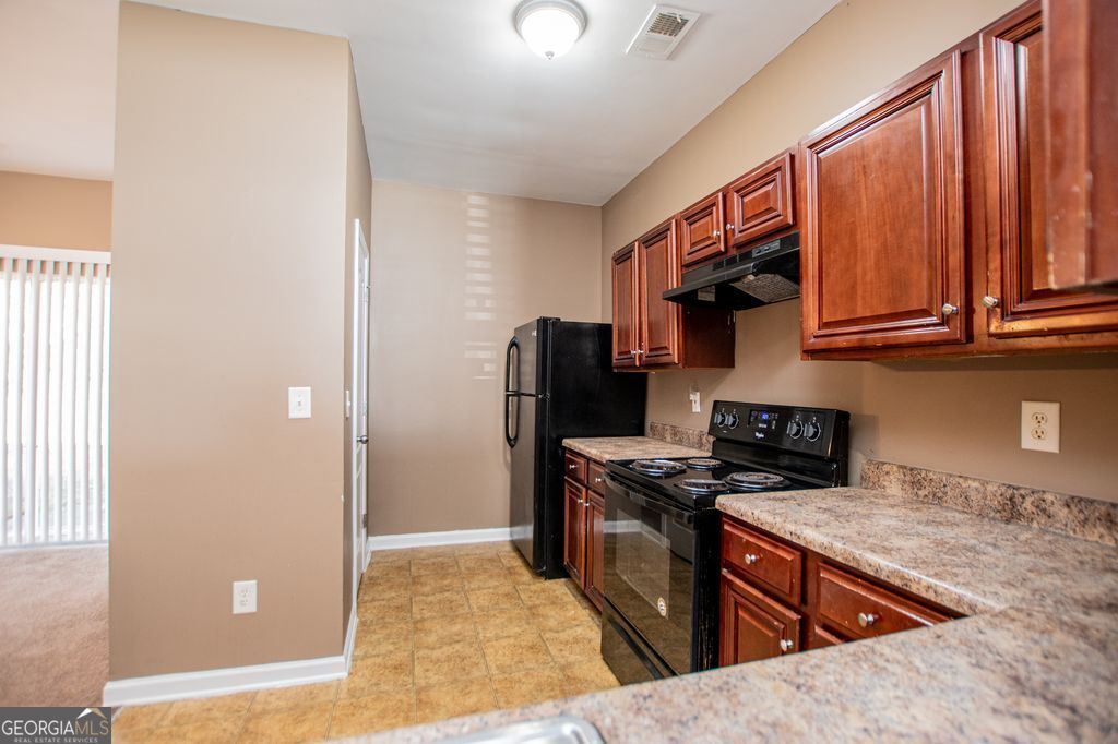 2258 Bigwood Trail Atlanta GA 30349