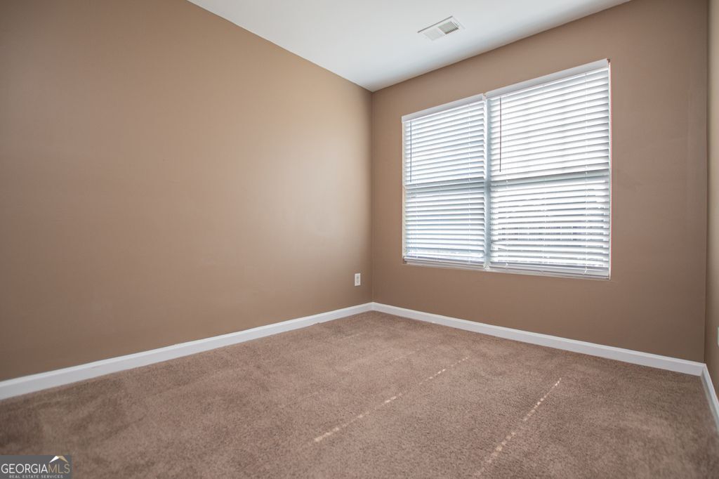 2258 Bigwood Trail Atlanta GA 30349