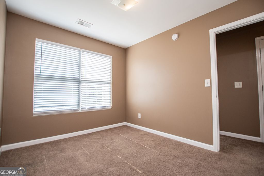 2258 Bigwood Trail Atlanta GA 30349