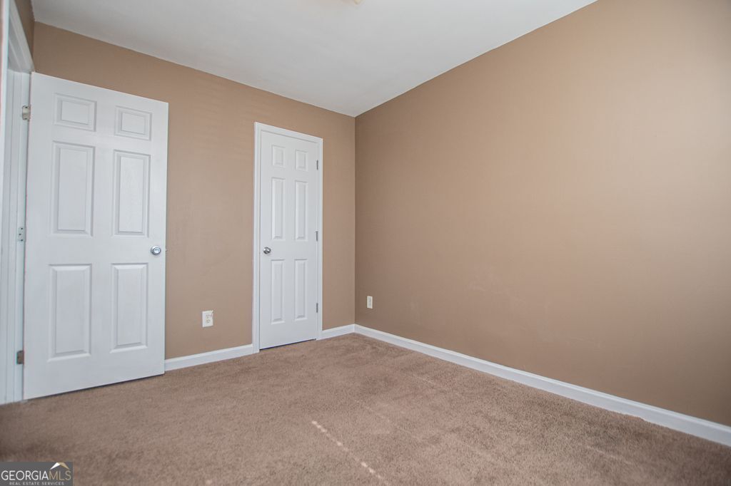 2258 Bigwood Trail Atlanta GA 30349