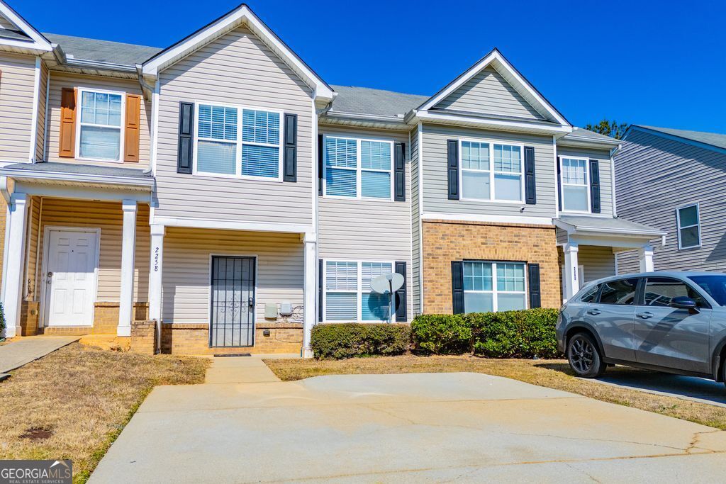 2258 Bigwood Trail Atlanta GA 30349