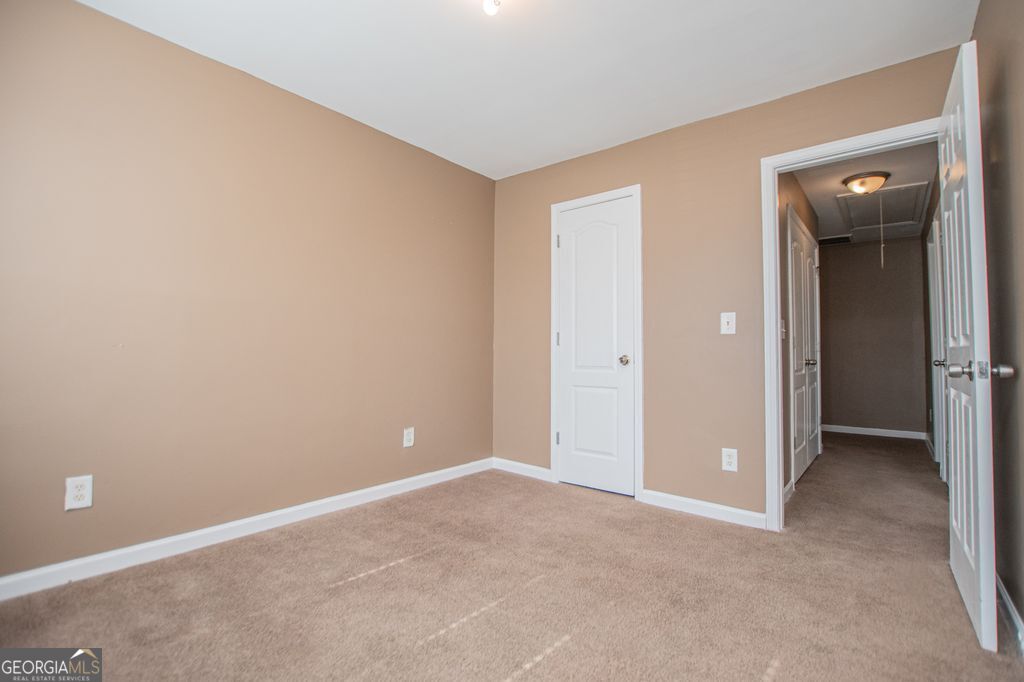 2258 Bigwood Trail Atlanta GA 30349