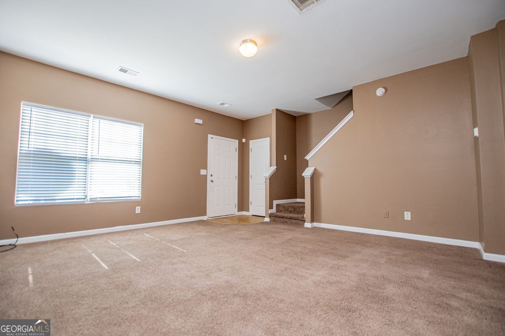 2258 Bigwood Trail Atlanta GA 30349