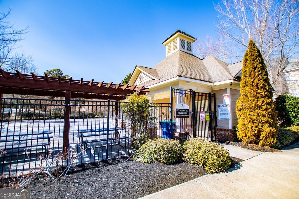 2258 Bigwood Trail Atlanta GA 30349