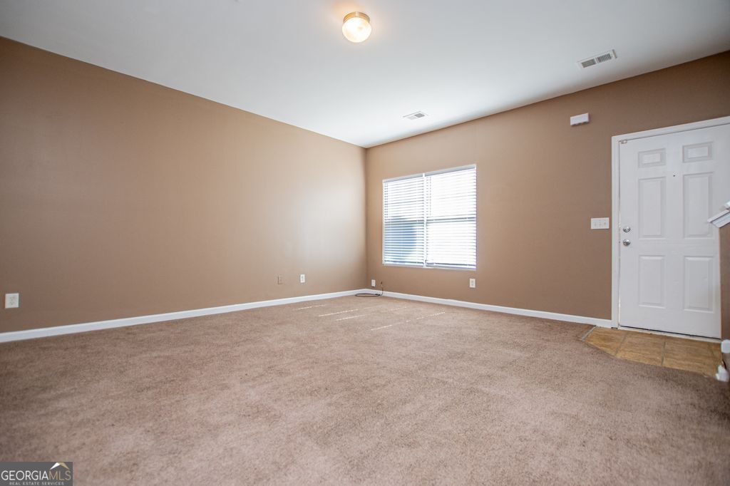 2258 Bigwood Trail Atlanta GA 30349