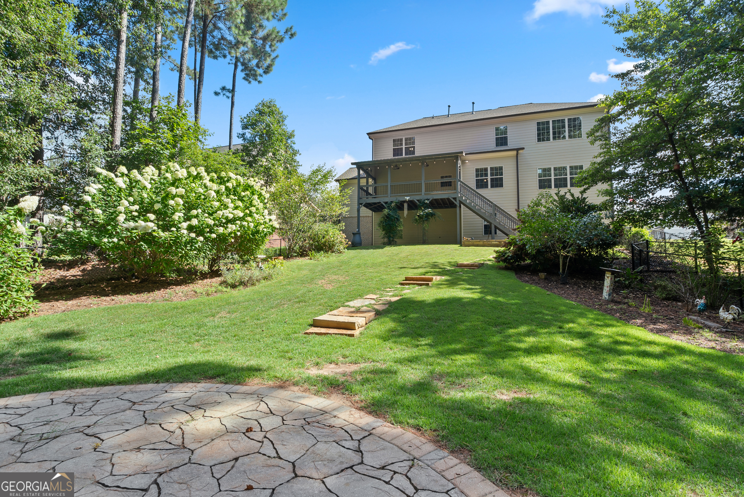 1050 Silver Thorne Drive Loganville GA 30052