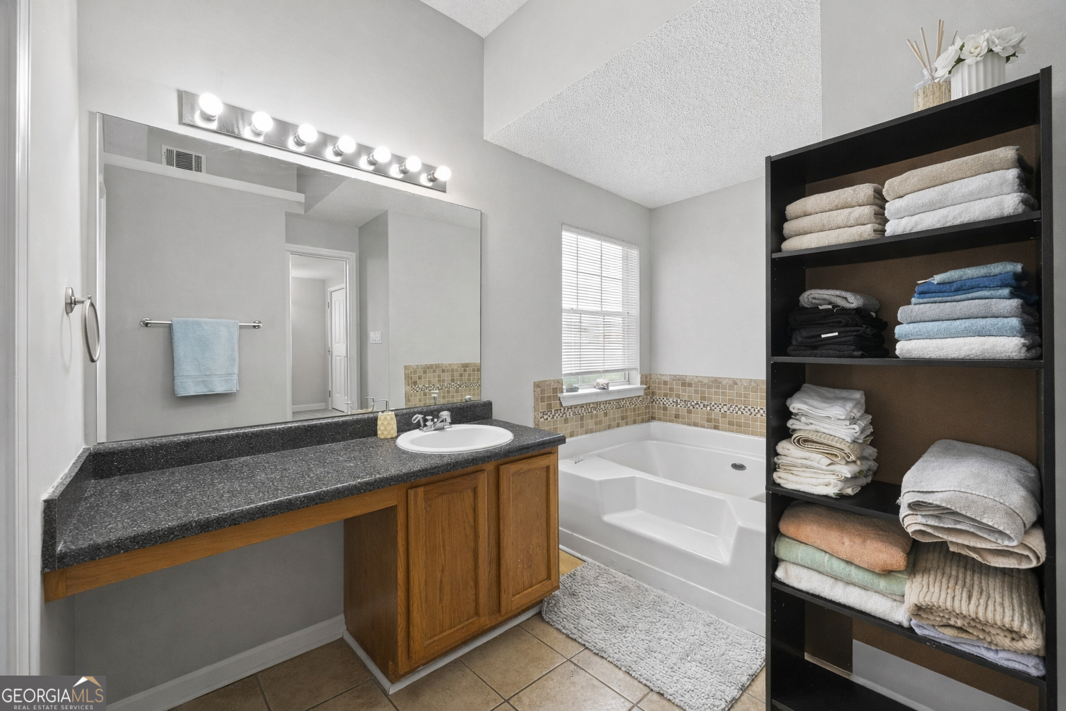 4090 Clarks Trail Douglasville GA 30135
