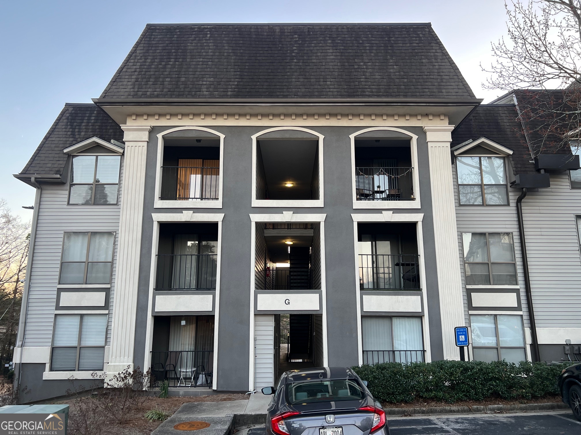 2657 Lenox Road NE Atlanta GA 30324