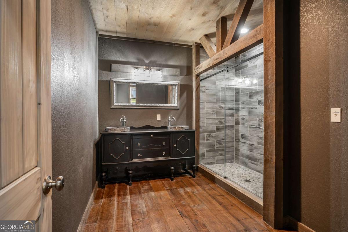 2637 River Road Mineral Bluff GA 30559