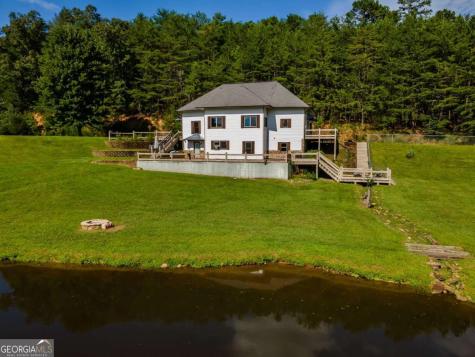 2637 River Road Mineral Bluff GA 30559