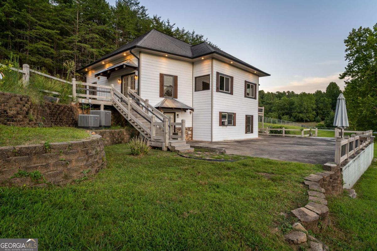 2637 River Road Mineral Bluff GA 30559