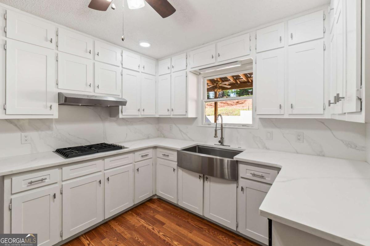 725 Nix Drive Gainesville GA 30501