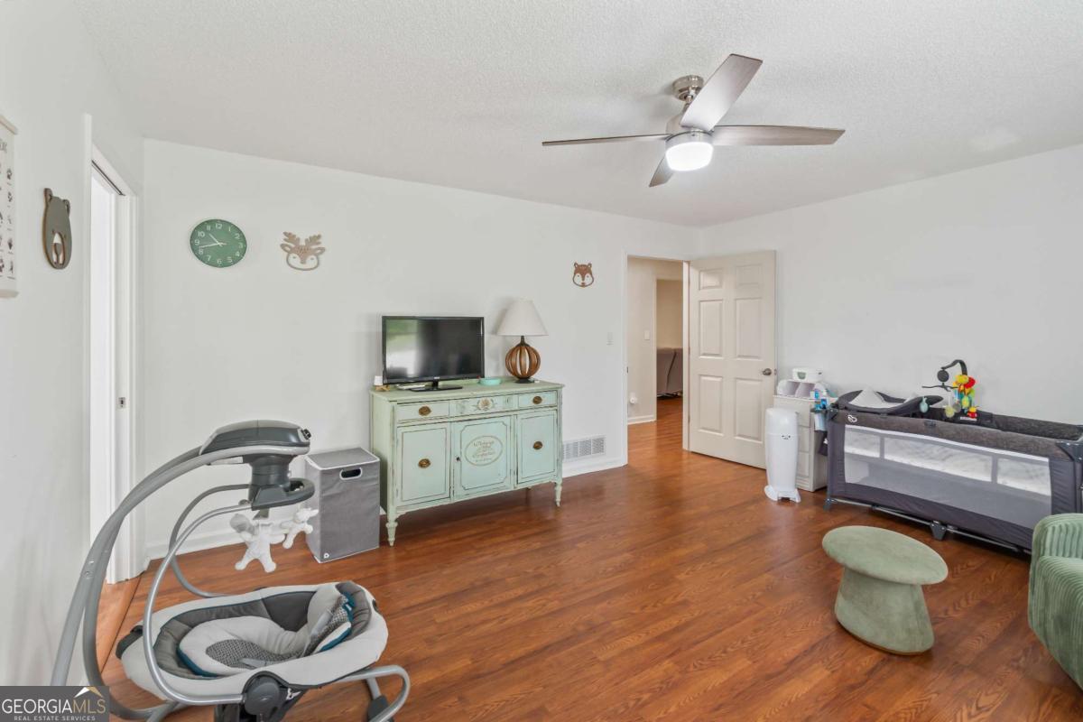 725 Nix Drive Gainesville GA 30501