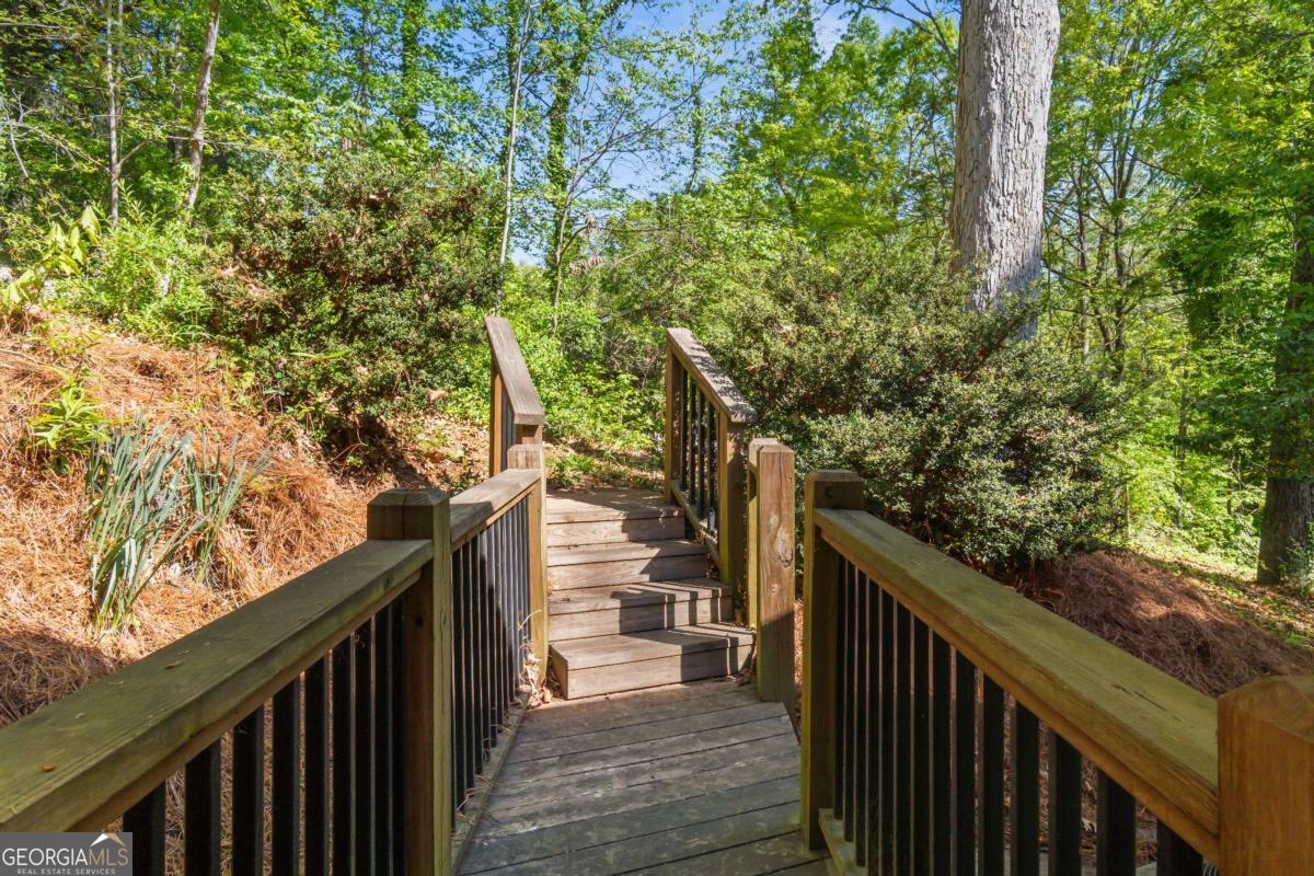 725 Nix Drive Gainesville GA 30501