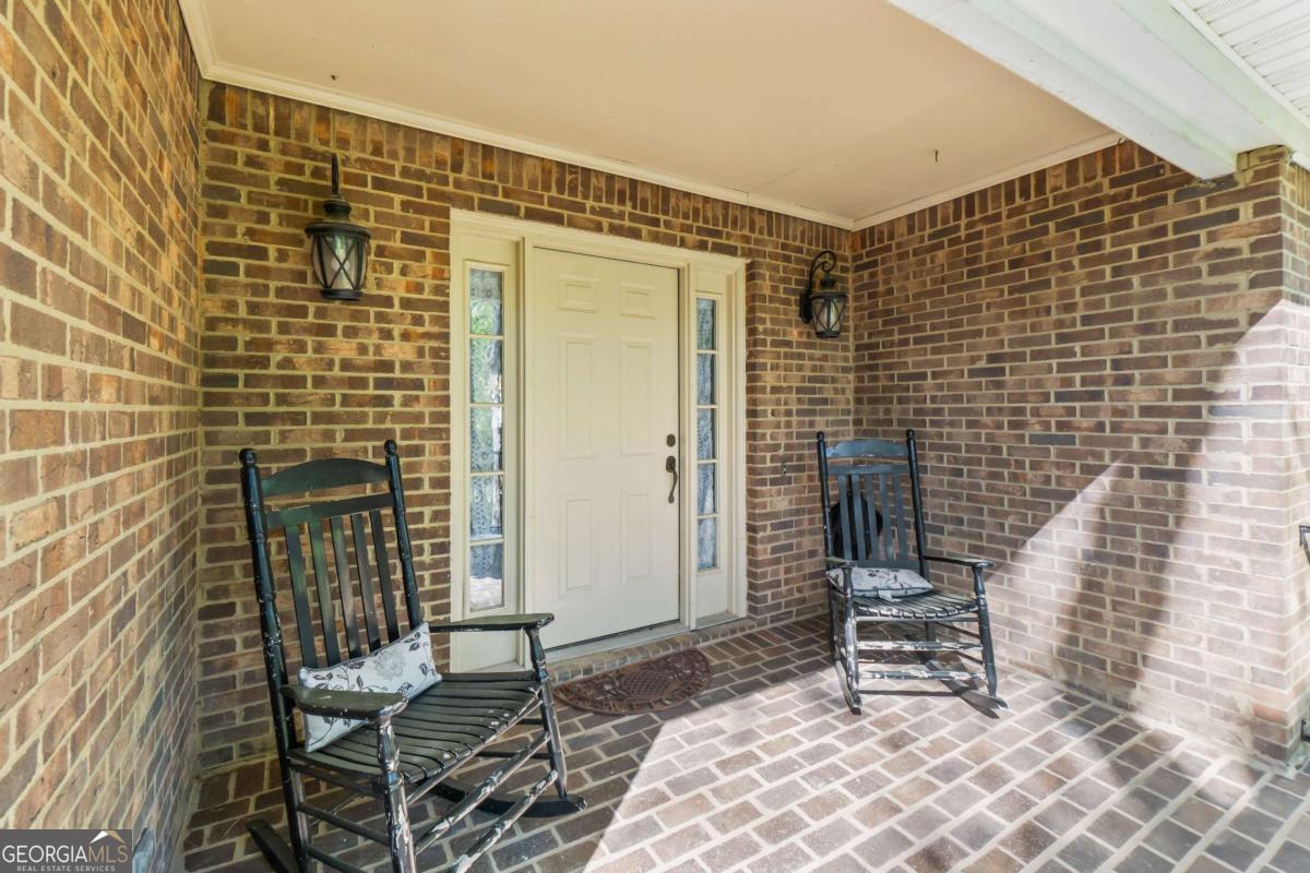 725 Nix Drive Gainesville GA 30501