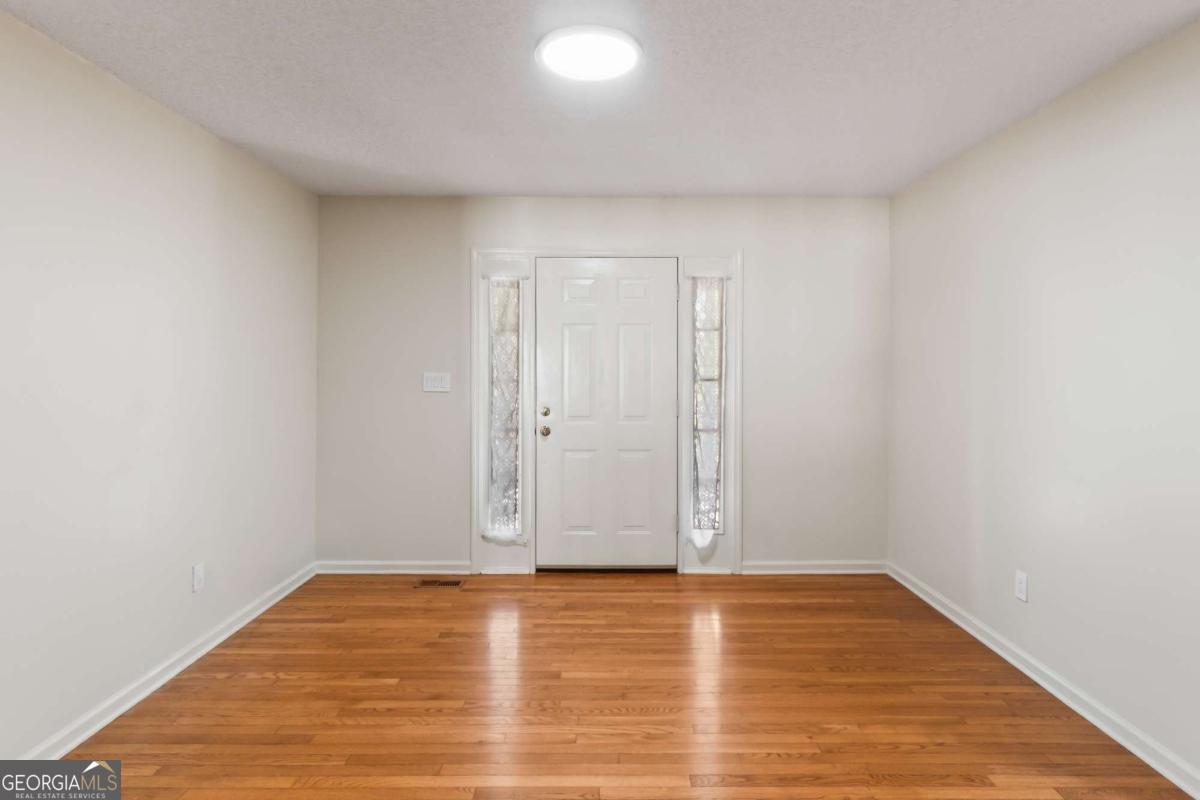 725 Nix Drive Gainesville GA 30501