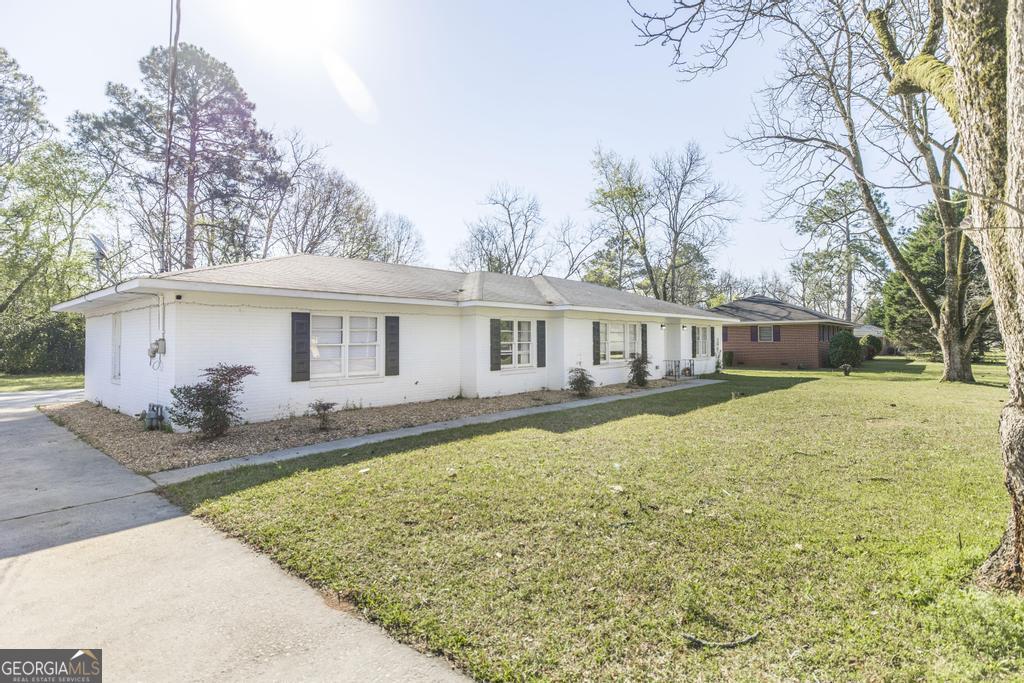 1402 Knoxville Street Fort Valley GA 31030