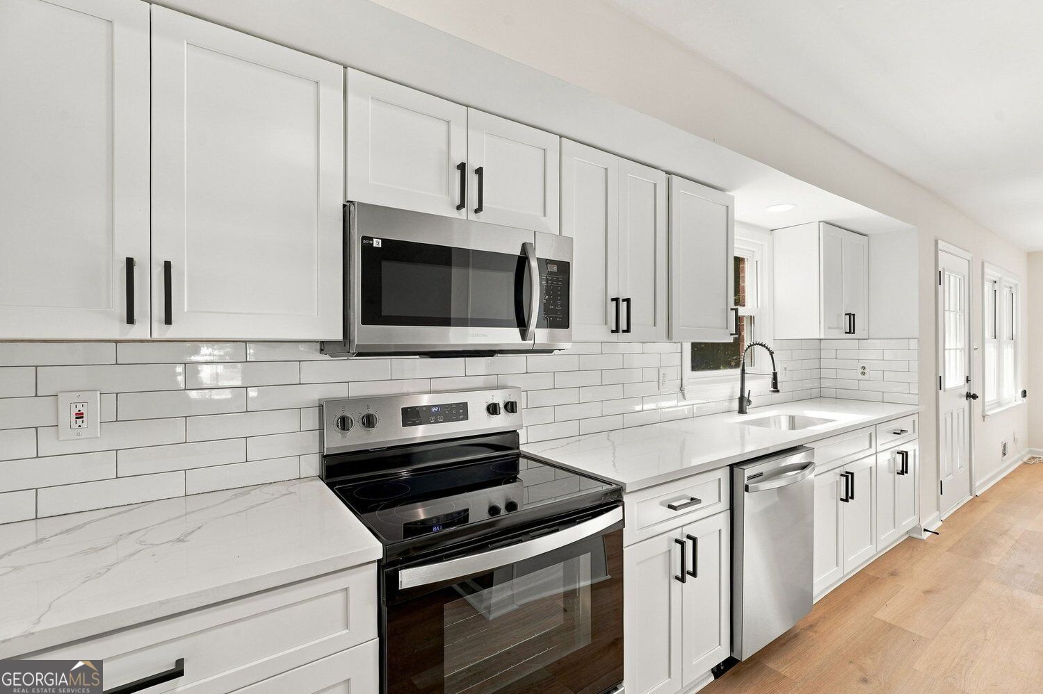 3085 Bobolink Drive Rex GA 30273