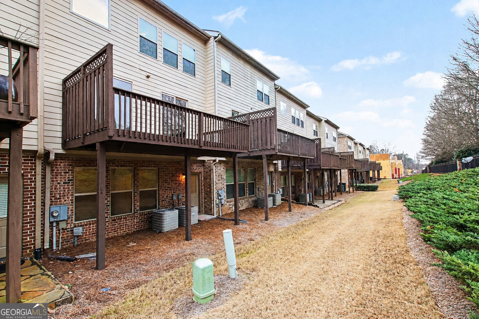 2707 Hallwood Lane Suwanee GA 30024