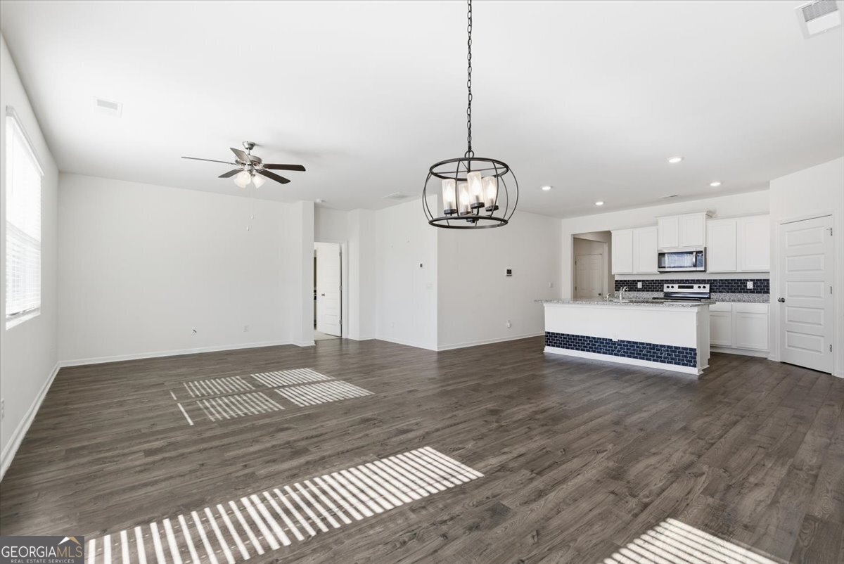 725 Whitman Lane Stockbridge GA 30281