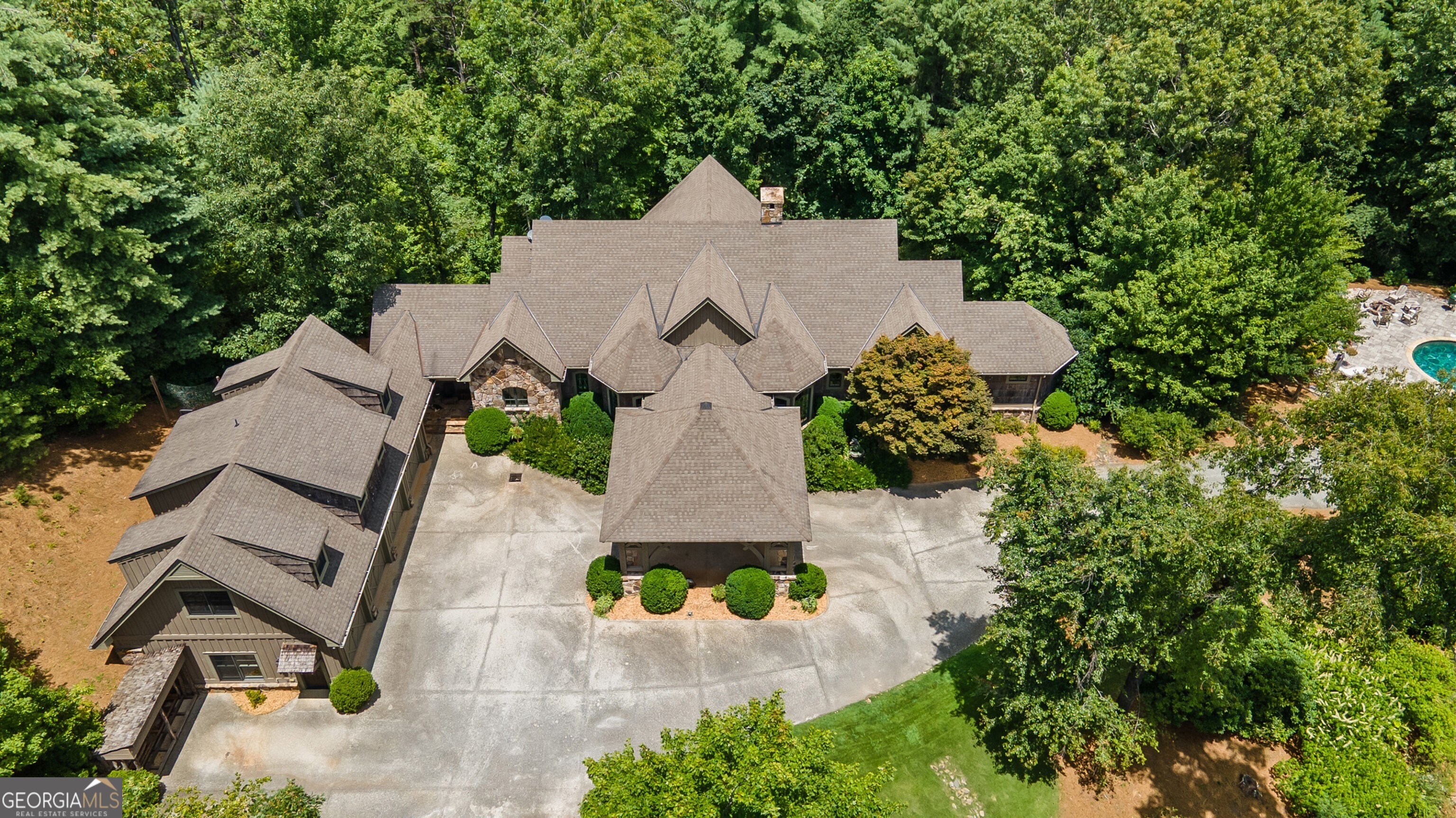 518 Grizzly Ridge Road Lakemont GA 30552