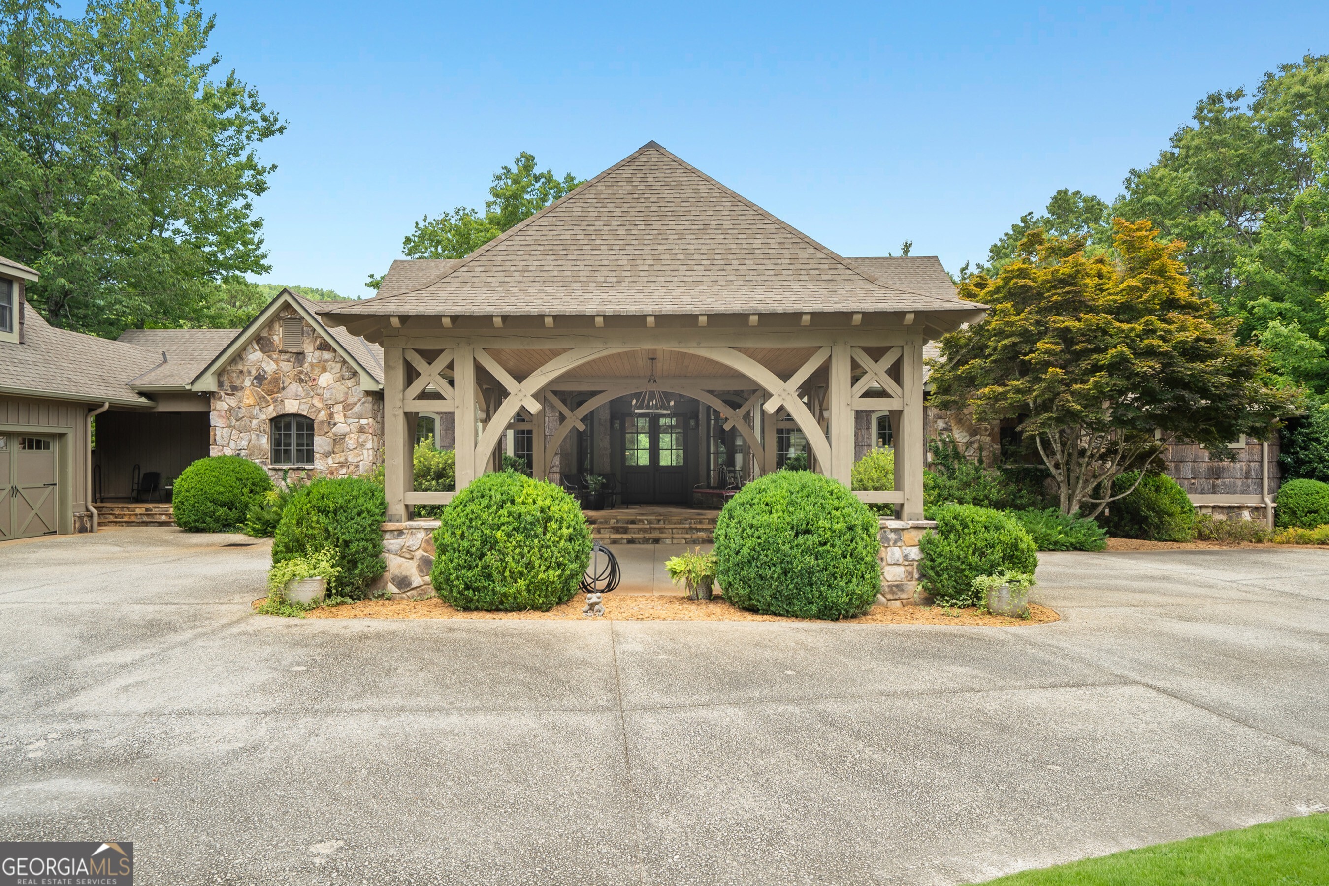 518 Grizzly Ridge Road Lakemont GA 30552