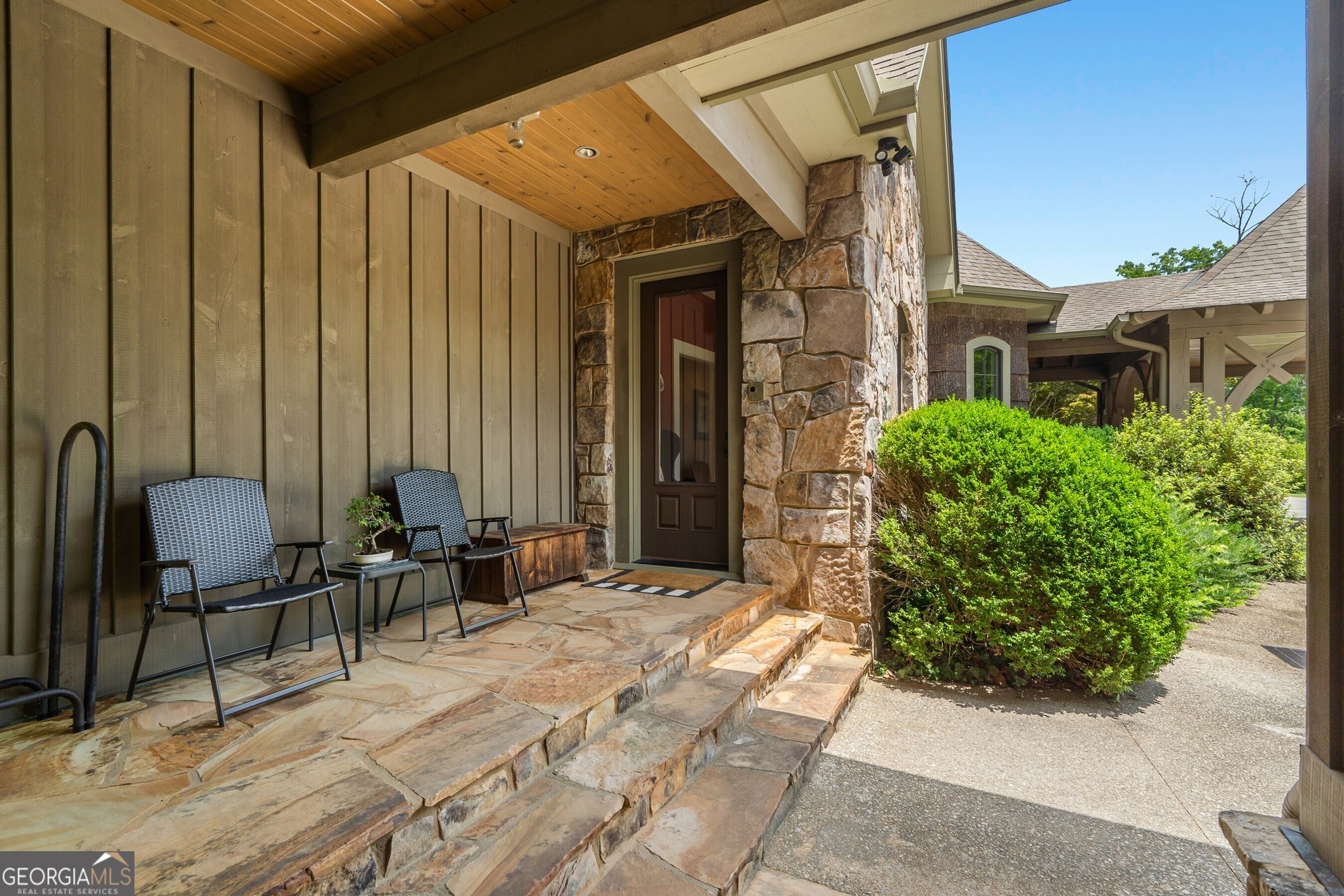 518 Grizzly Ridge Road Lakemont GA 30552