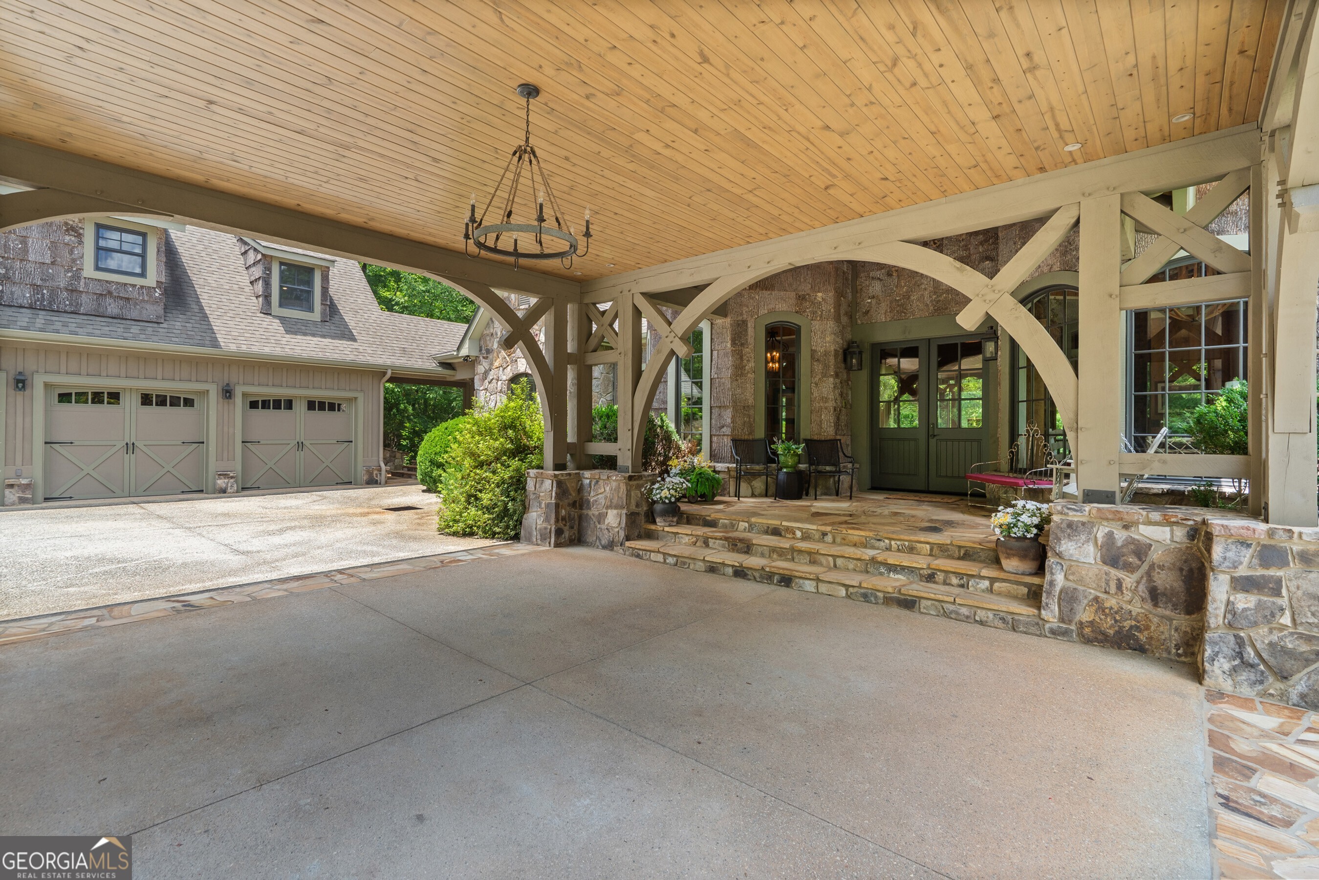 518 Grizzly Ridge Road Lakemont GA 30552